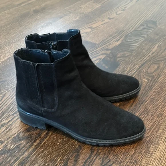 Stuart Weitzman Black Leather Ankle Boots - Picture 1 of 9